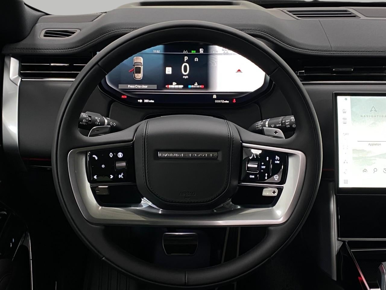 2026 Land Rover Range Rover P530 SE LWB 7 Seat