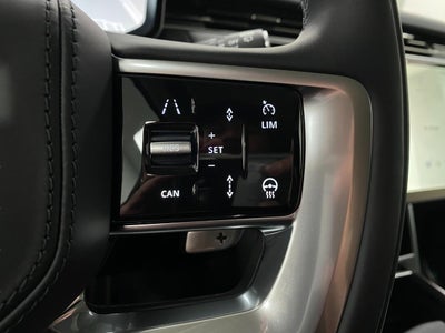 2026 Land Rover Range Rover P530 SE LWB 7 Seat