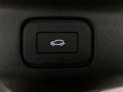 2026 Land Rover Range Rover P530 SE LWB 7 Seat