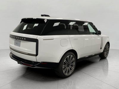 2026 Land Rover Range Rover P530 SE LWB 7 Seat