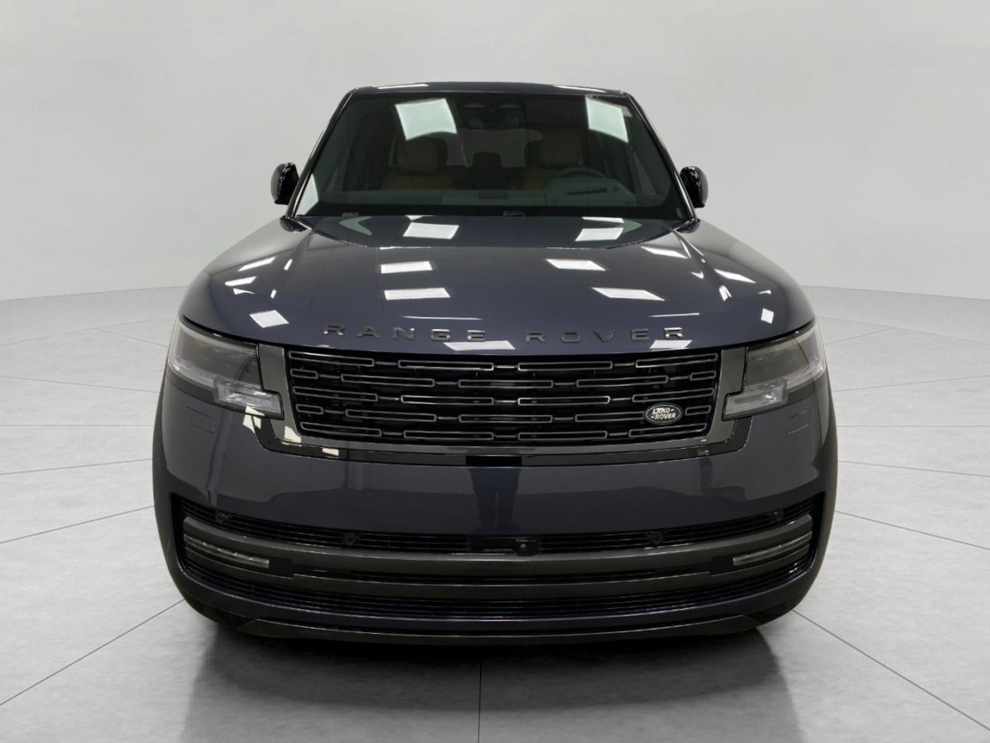 2026 Land Rover Range Rover P400 SE LWB 7 Seat