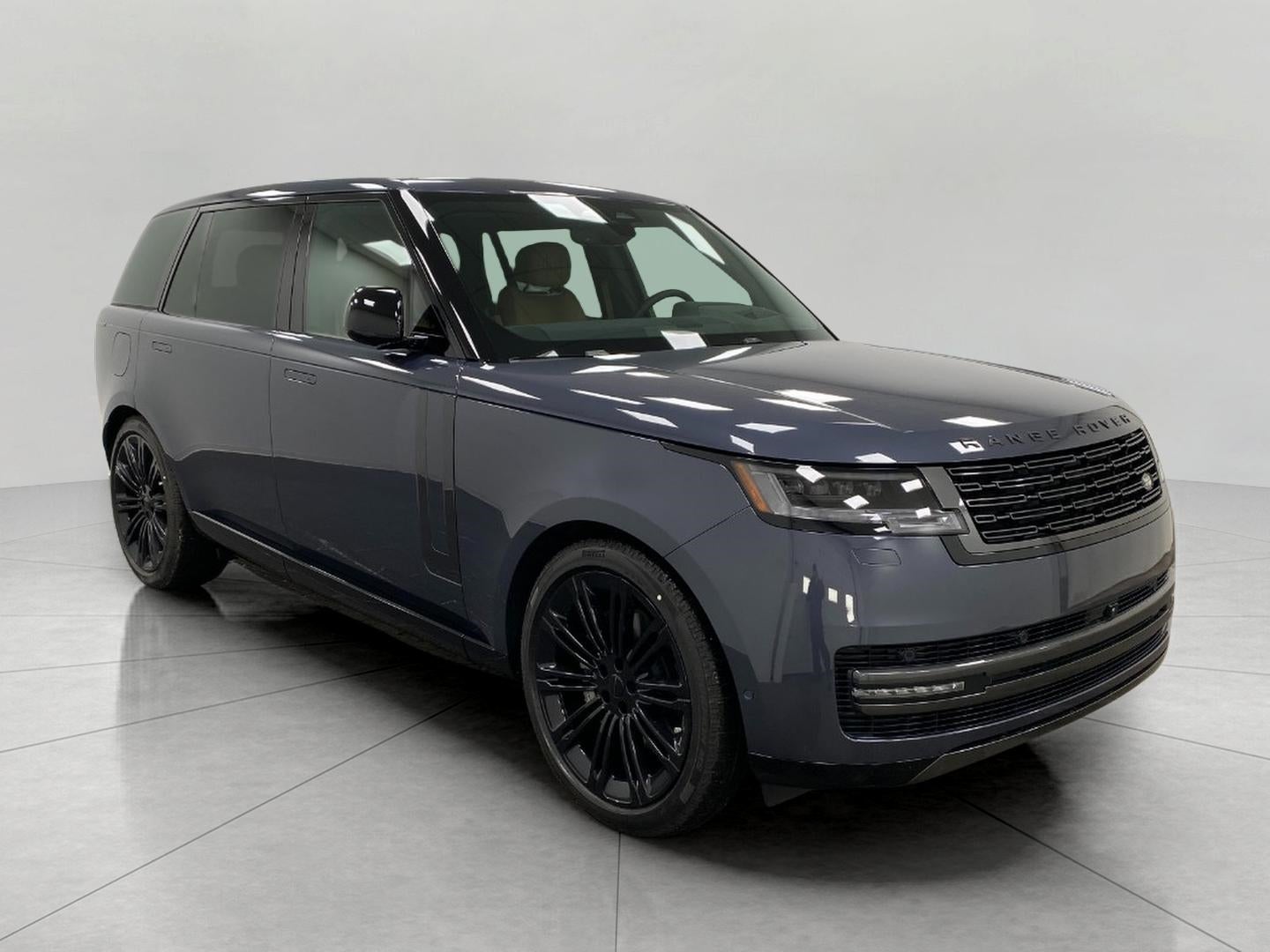 2026 Land Rover Range Rover P400 SE LWB 7 Seat