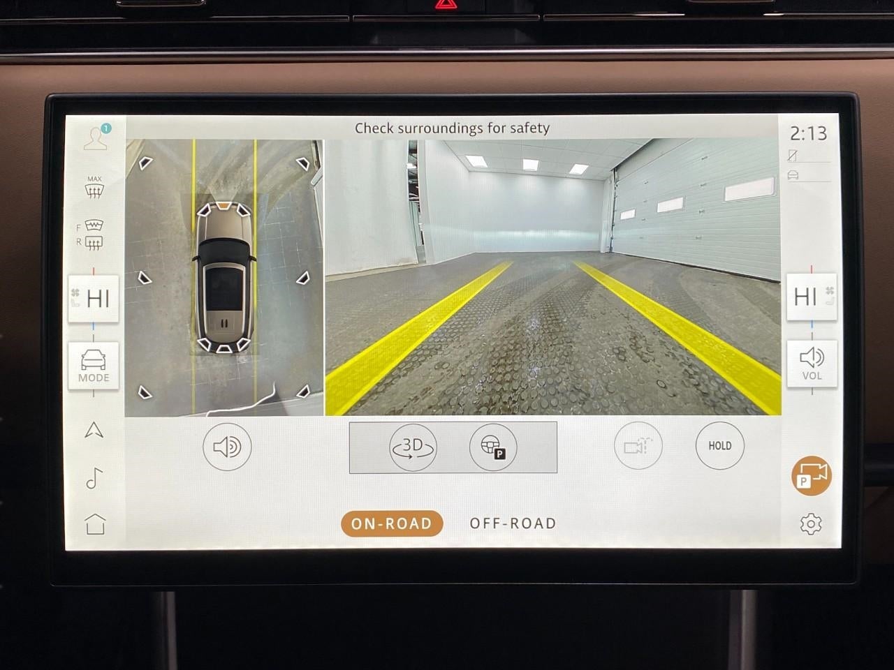 2026 Land Rover Range Rover P400 SE LWB 7 Seat