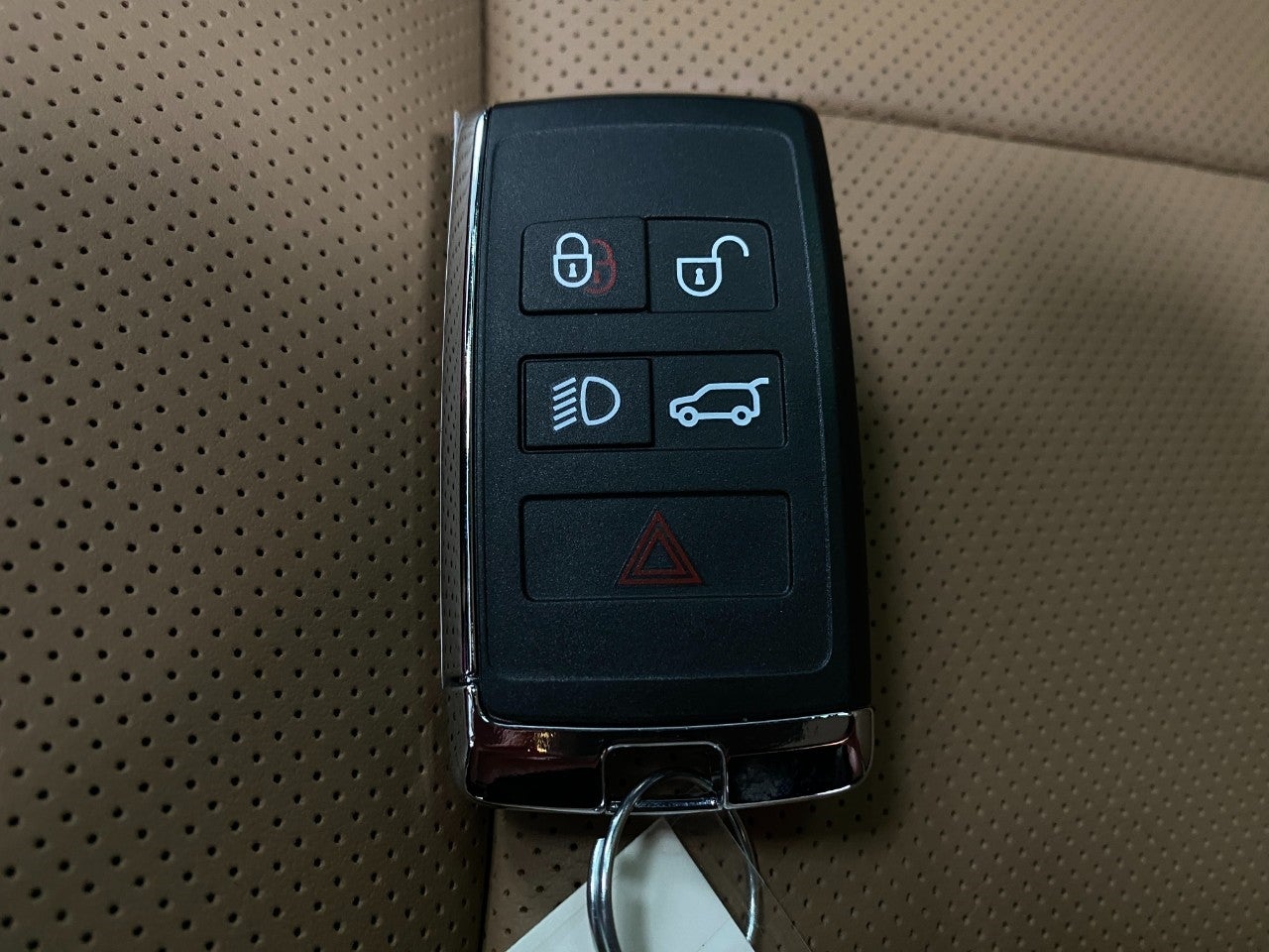 2026 Land Rover Range Rover P400 SE LWB 7 Seat