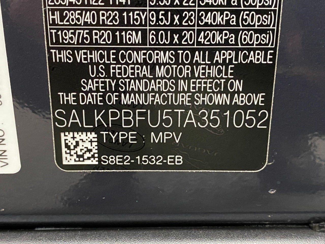 2026 Land Rover Range Rover P400 SE LWB 7 Seat