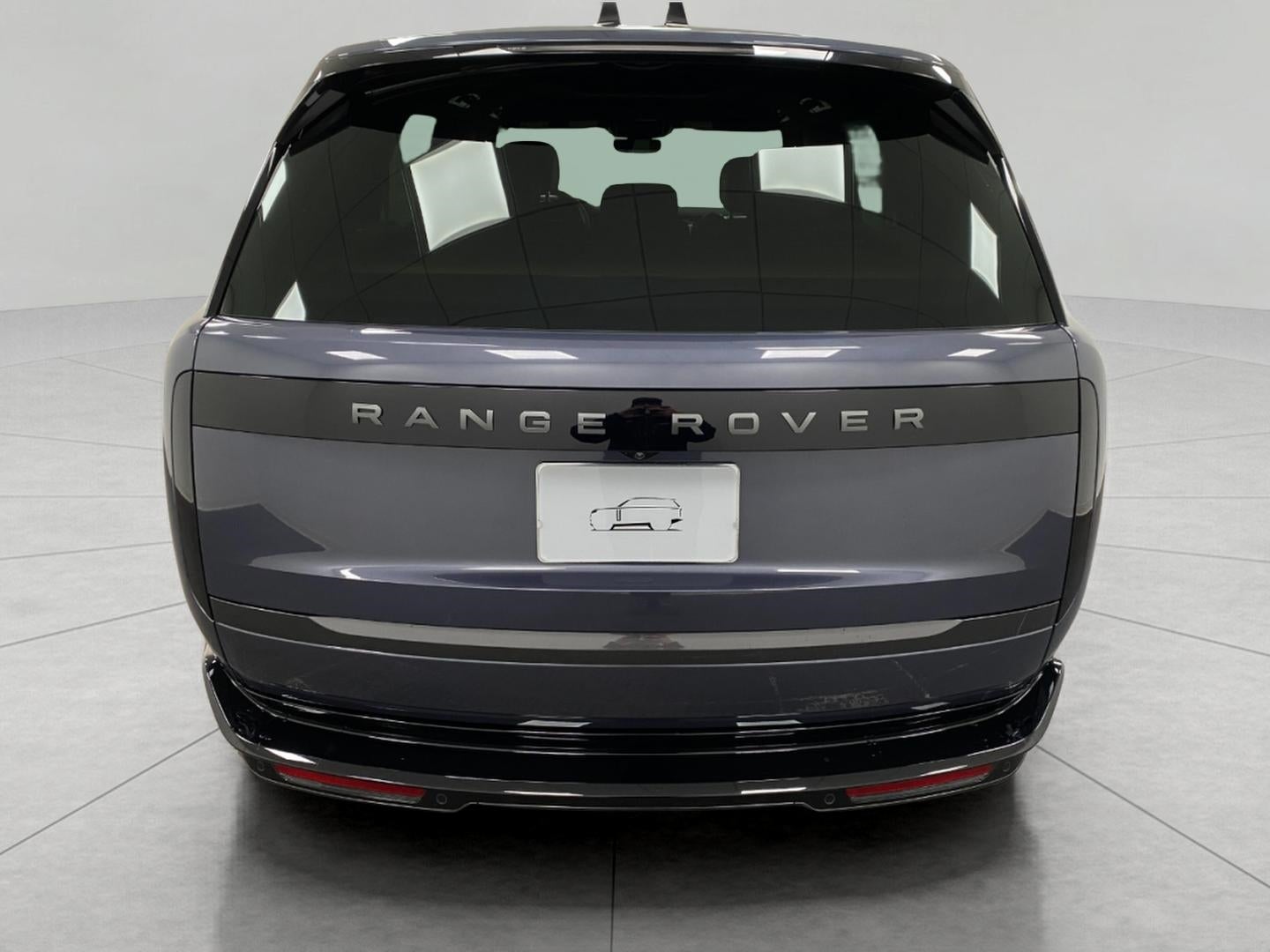 2026 Land Rover Range Rover P400 SE LWB 7 Seat