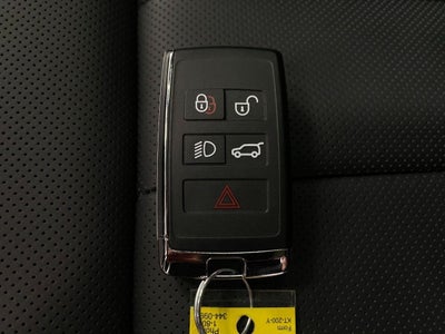 2026 Land Rover Range Rover P400 SE LWB 7 Seat