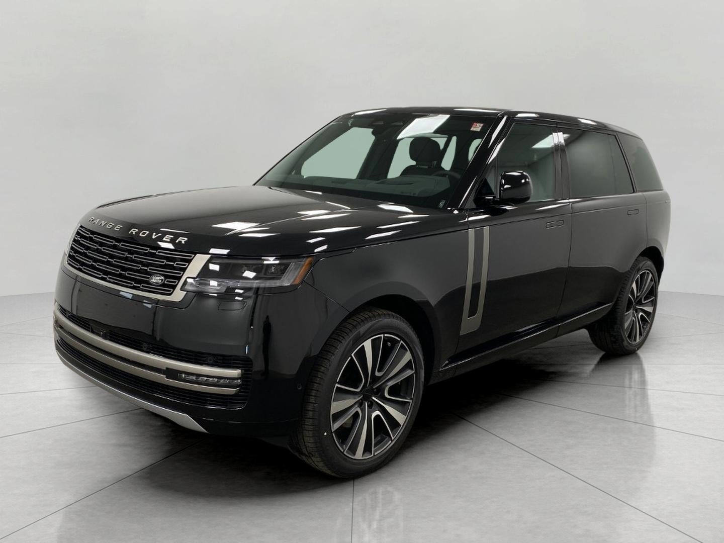 2026 Land Rover Range Rover P400 SE LWB 7 Seat