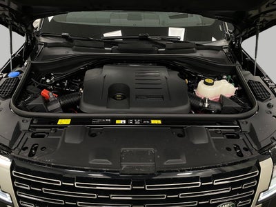 2026 Land Rover Range Rover P400 SE LWB 7 Seat