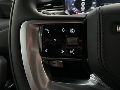 2026 Land Rover Range Rover P400 SE LWB 7 Seat