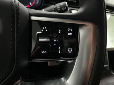 2026 Land Rover Range Rover P400 SE LWB 7 Seat