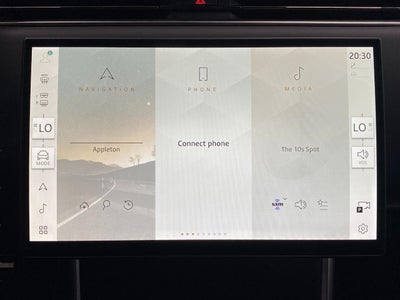 2026 Land Rover Range Rover P400 SE LWB 7 Seat