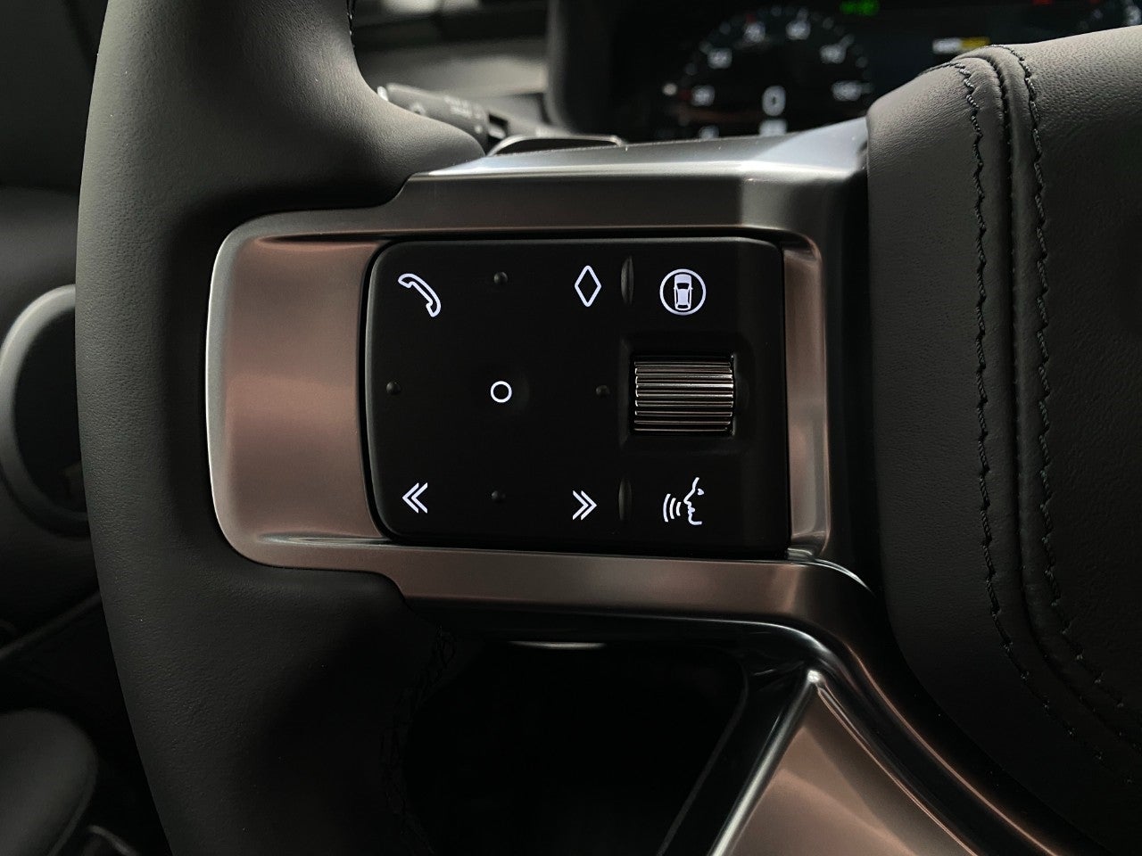 2026 Land Rover Discovery Gemini Edition AWD