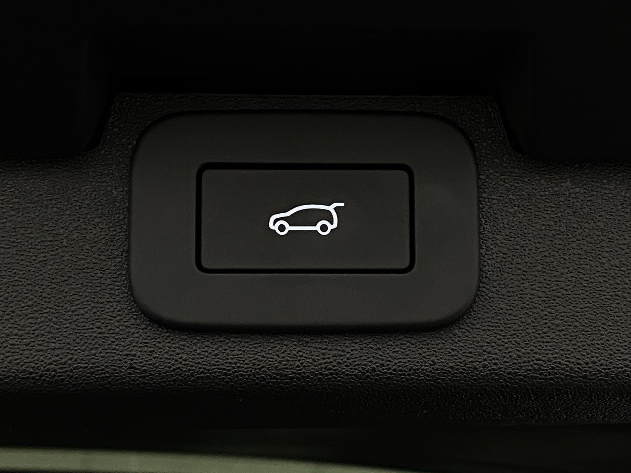 2026 Land Rover Discovery Gemini Edition AWD