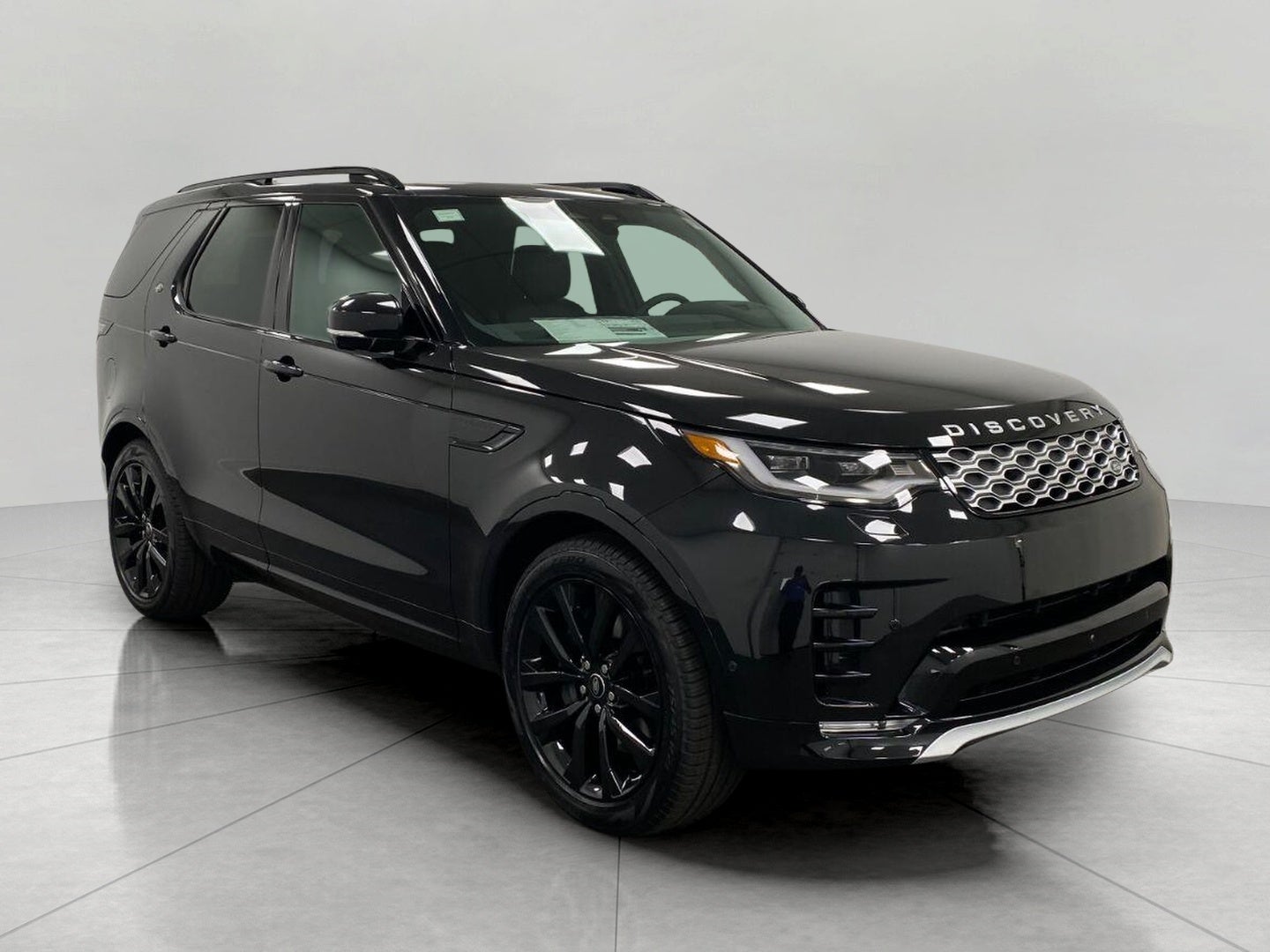 2026 Land Rover Discovery Gemini Edition AWD