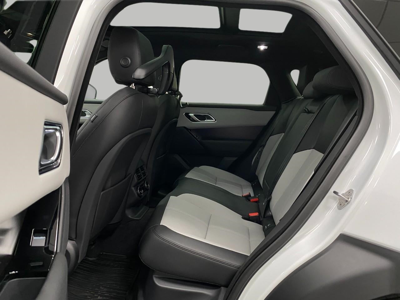 2026 Land Rover Range Rover Velar P250 Dynamic SE