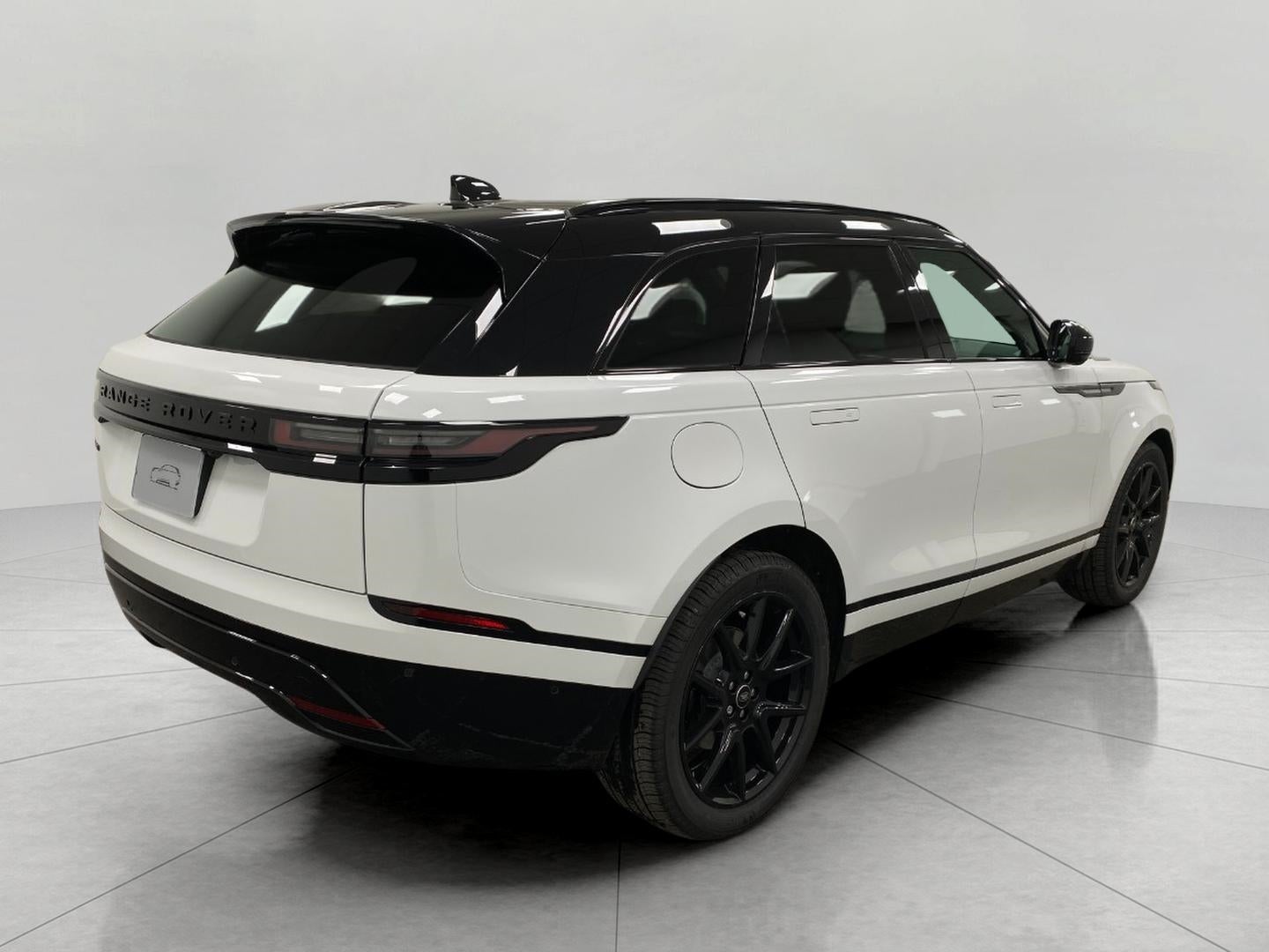2026 Land Rover Range Rover Velar P250 Dynamic SE