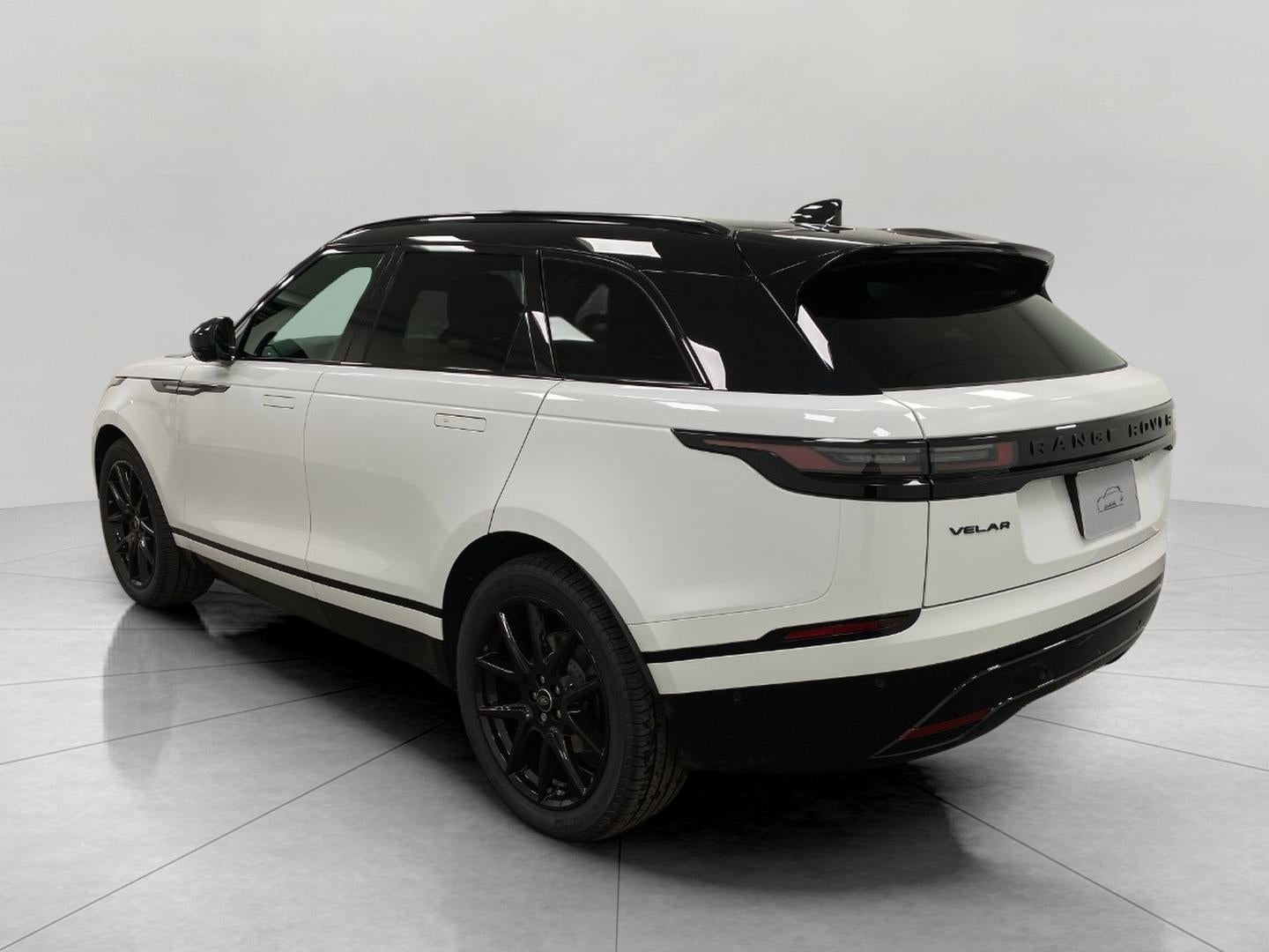 2026 Land Rover Range Rover Velar P250 Dynamic SE