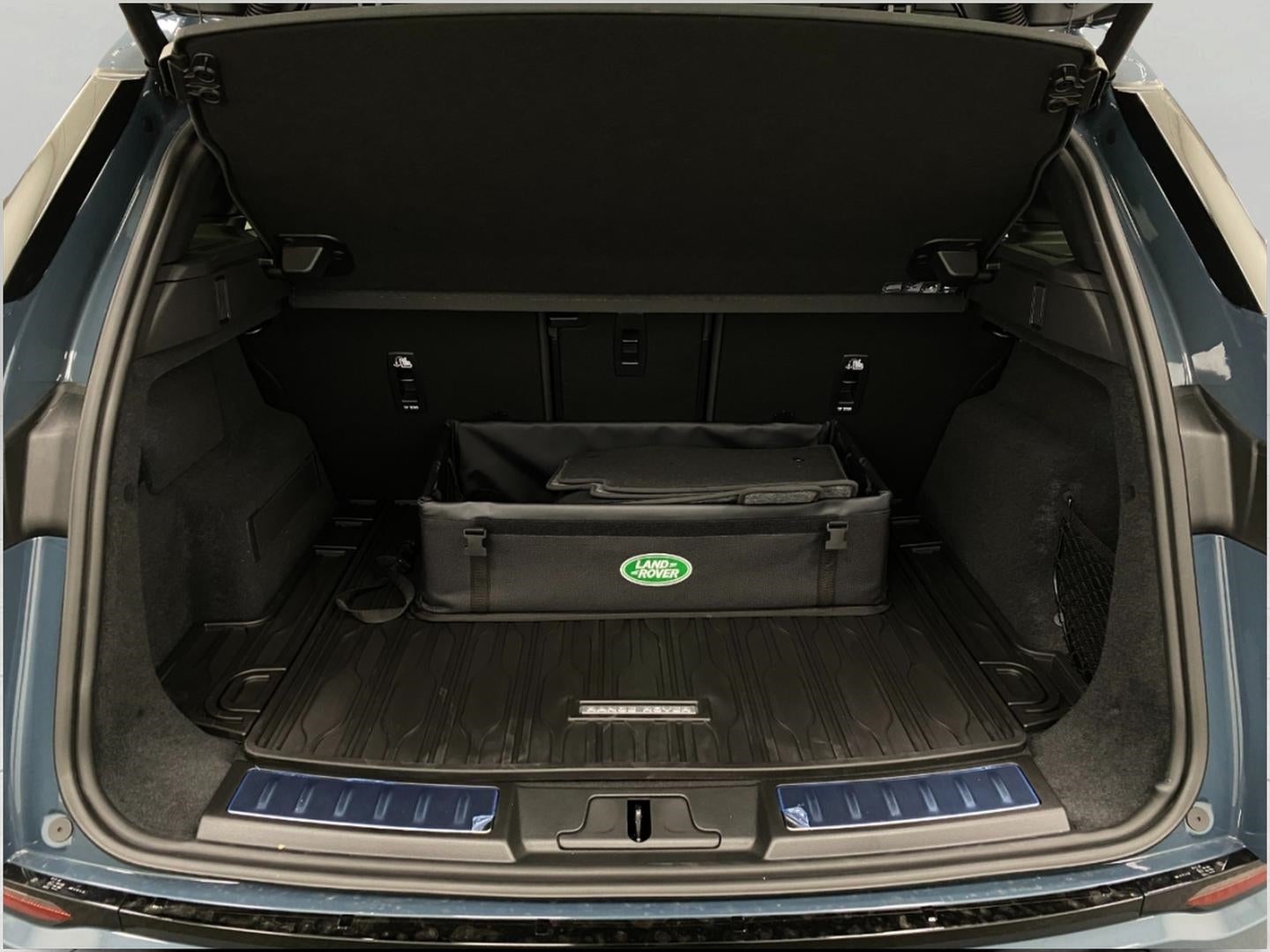 2026 Land Rover Range Rover Evoque Dynamic SE AWD