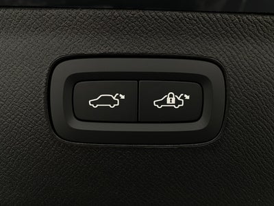 2026 Volvo XC90 B6 AWD Plus 6-Seater