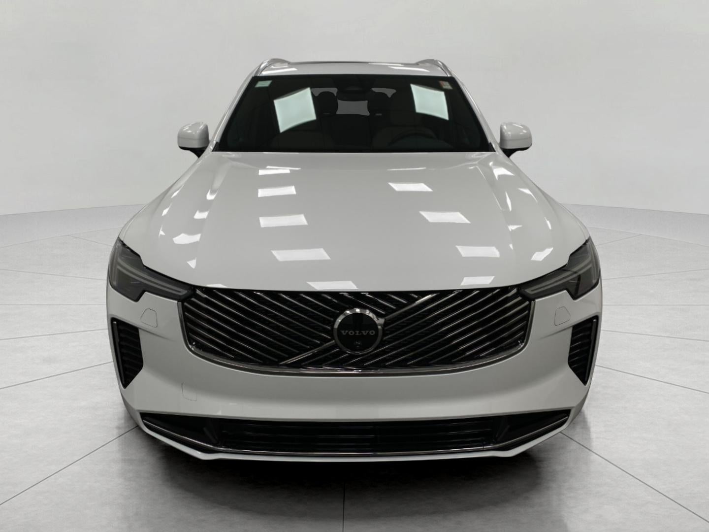 2026 Volvo XC90 B6 AWD Plus 7-Seater