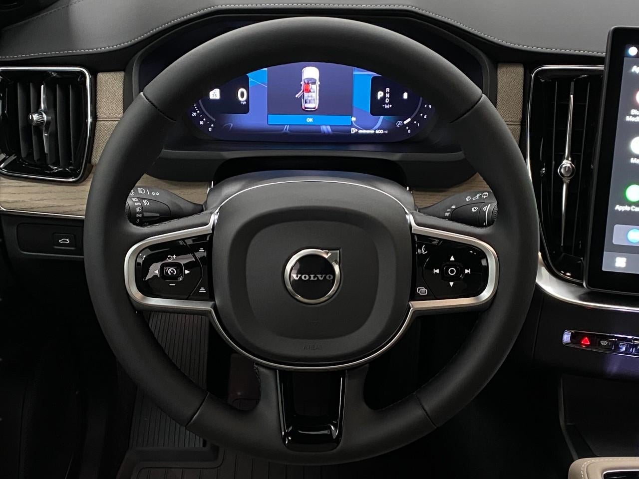 2026 Volvo XC90 B6 AWD Plus 7-Seater