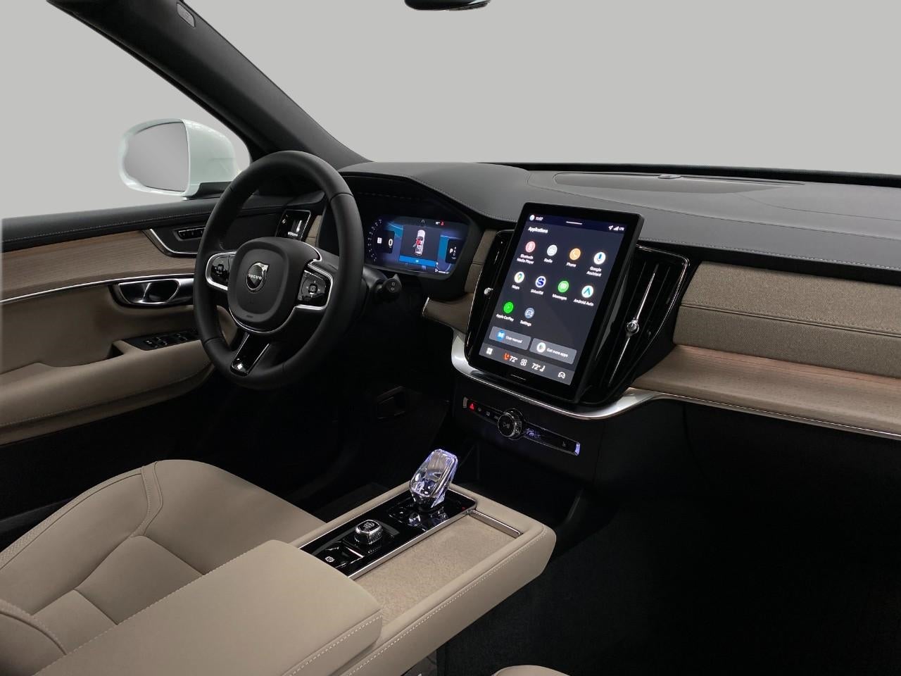 2026 Volvo XC90 B6 AWD Plus 7-Seater