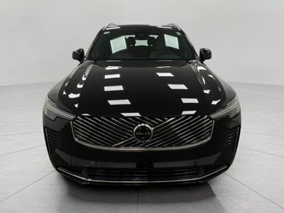 2026 Volvo XC90 B6 AWD Plus 7-Seater