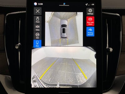 2026 Volvo XC90 B6 AWD Plus 7-Seater