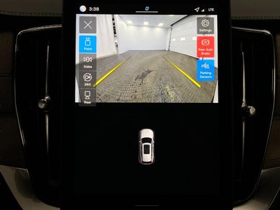 2026 Volvo XC90 B6 AWD Plus 7-Seater