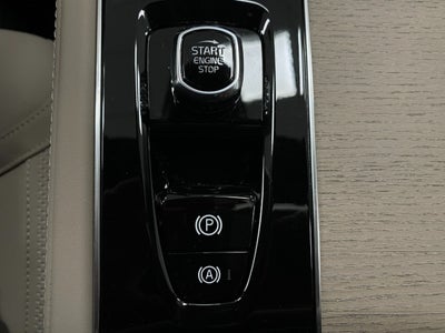 2026 Volvo XC90 B6 AWD Plus 7-Seater