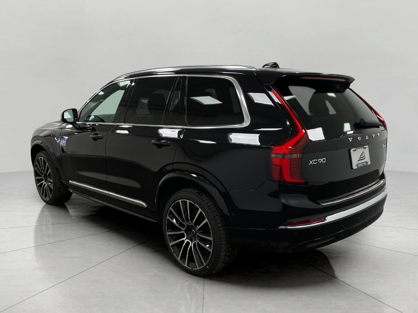 2026 Volvo XC90 B6 AWD Plus 7-Seater