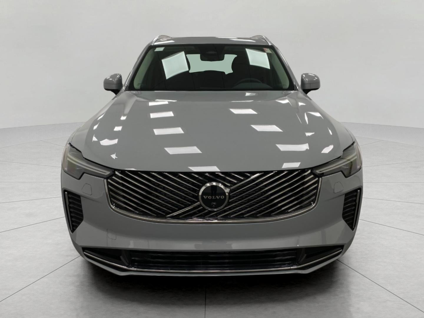 2026 Volvo XC90 B6 AWD Plus 7-Seater