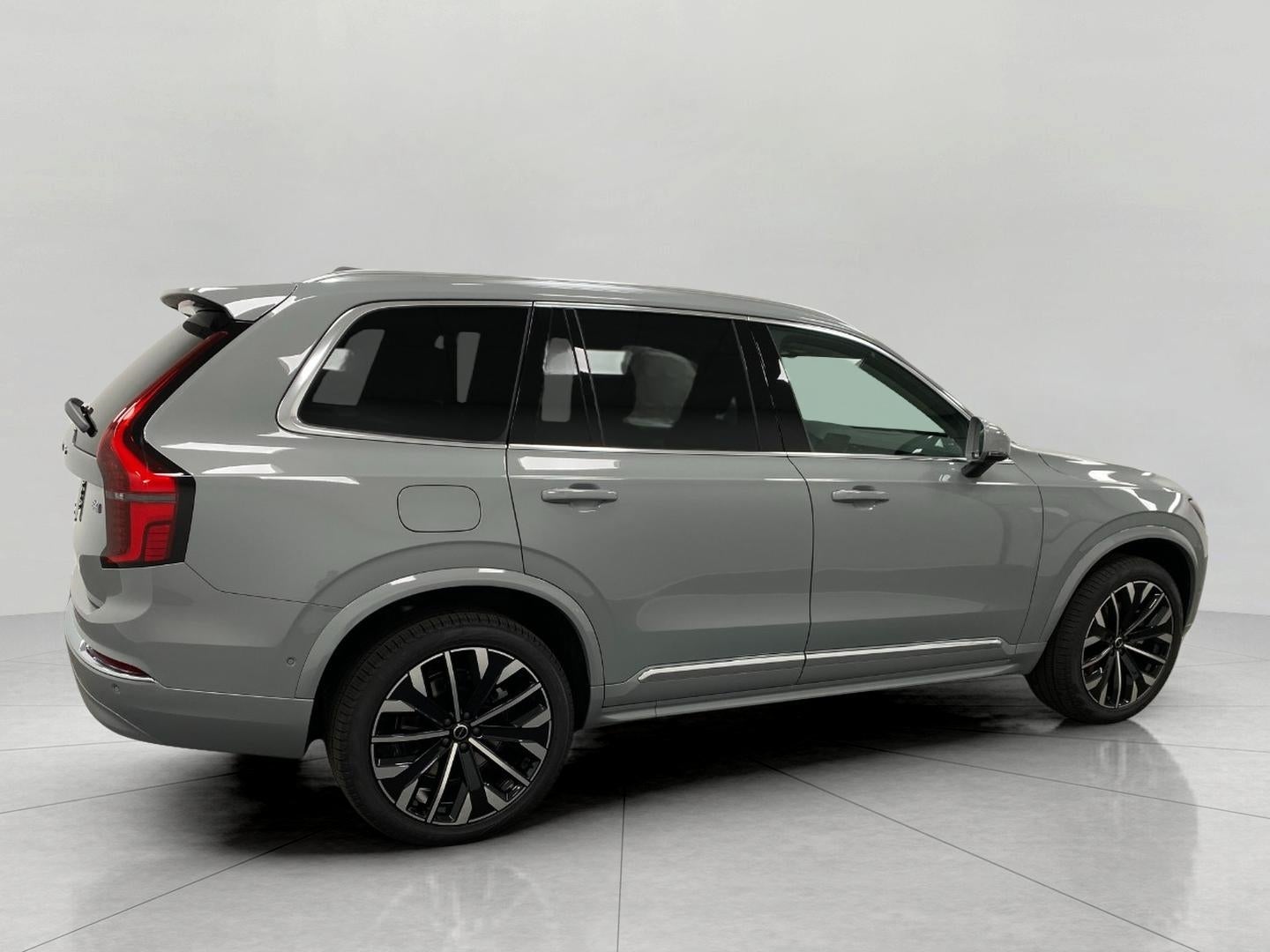 2026 Volvo XC90 B6 AWD Plus 7-Seater