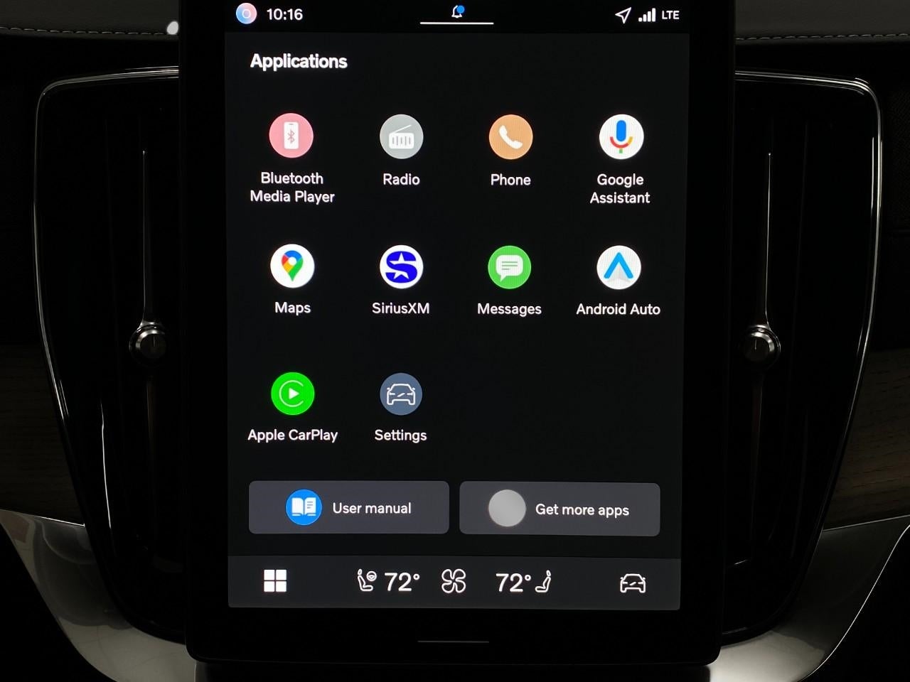 2026 Volvo XC90 B6 AWD Plus 7-Seater