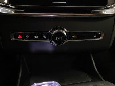 2026 Volvo XC90 B6 AWD Plus 7-Seater