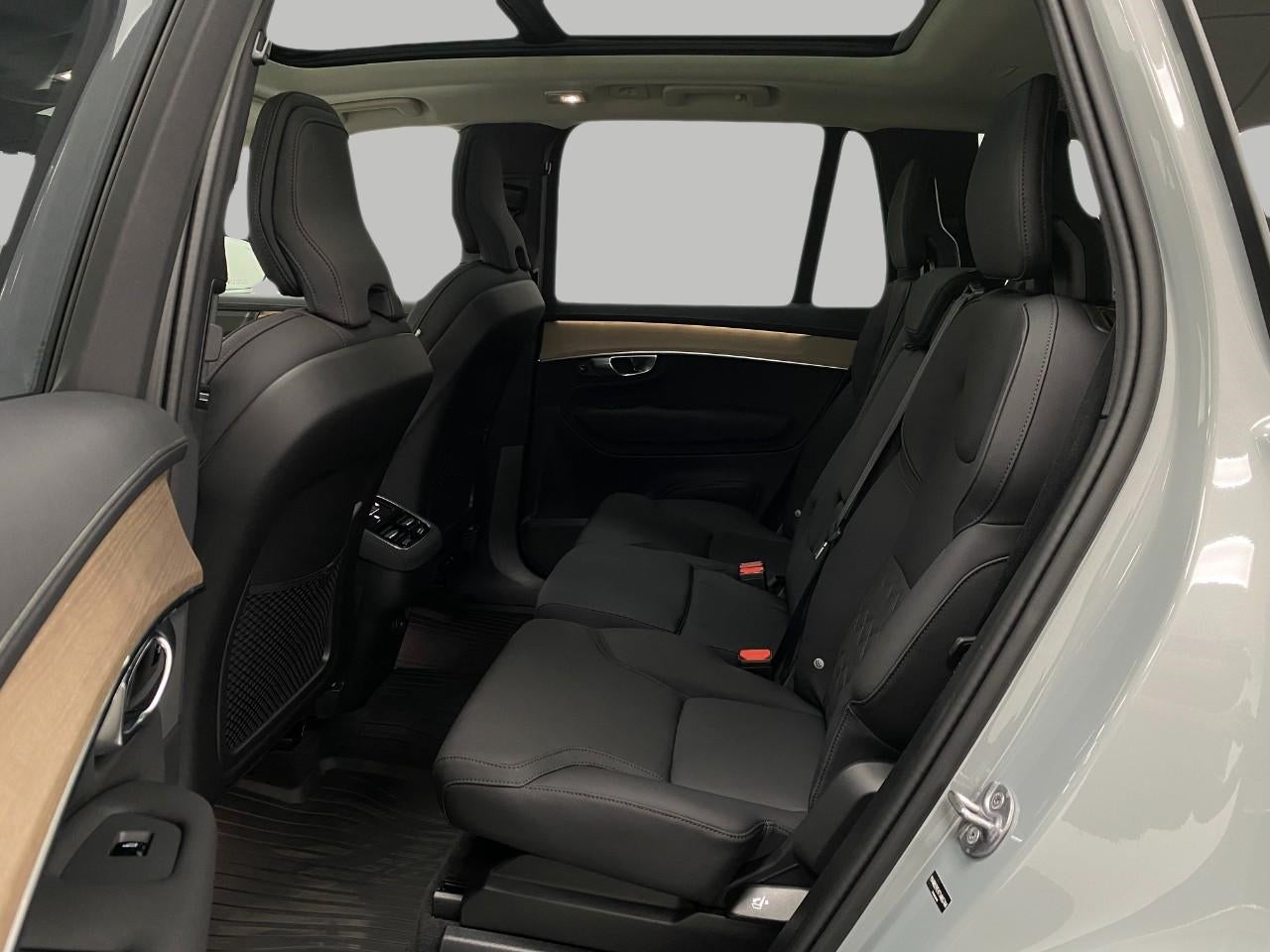 2026 Volvo XC90 B6 AWD Plus 7-Seater