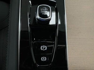 2027 Volvo XC90 B6 AWD Plus 7-Seater