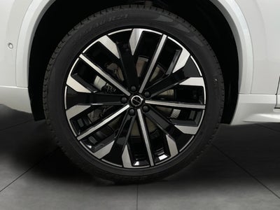 2026 Volvo XC90 B6 AWD Plus 7-Seater