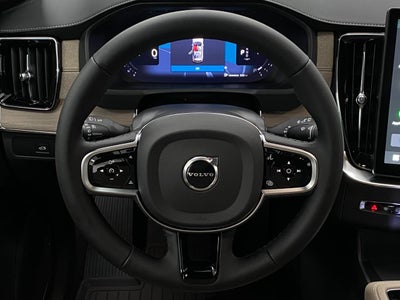 2026 Volvo XC90 B6 AWD Plus 7-Seater