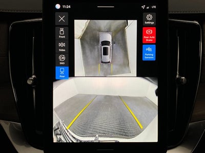 2026 Volvo XC90 B6 AWD Plus 7-Seater