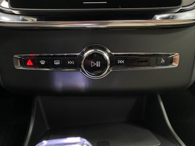 2026 Volvo XC90 B6 AWD Plus 7-Seater