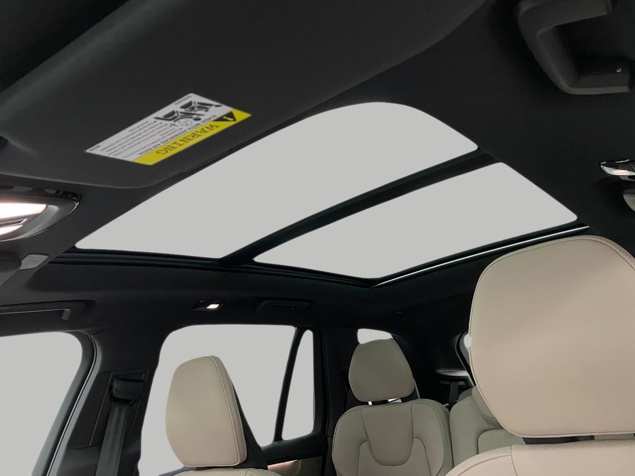 2026 Volvo XC90 B6 AWD Plus 7-Seater