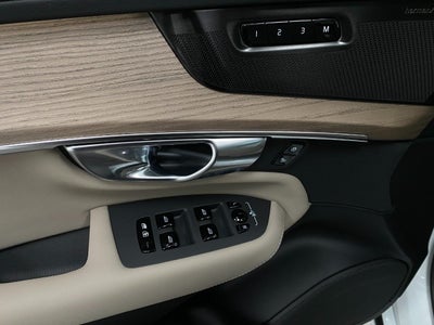 2026 Volvo XC90 B6 AWD Plus 7-Seater