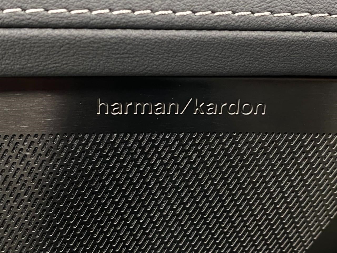 2026 Volvo XC90 B6 AWD Plus 7-Seater