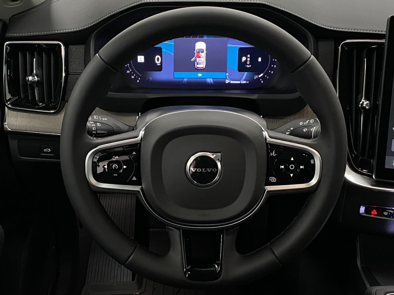 2026 Volvo XC90 B6 AWD Ultra 7-Seater