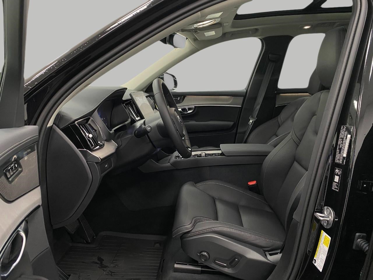 2026 Volvo XC90 B6 AWD Ultra 7-Seater