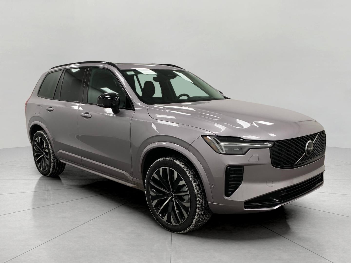 2026 Volvo XC90 B6 AWD Ultra Dark Theme 7-Seater