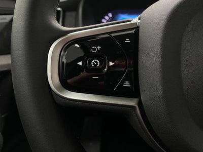 2026 Volvo XC90 B6 AWD Ultra Dark Theme 7-Seater