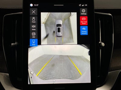 2026 Volvo XC90 B6 AWD Ultra Dark Theme 7-Seater